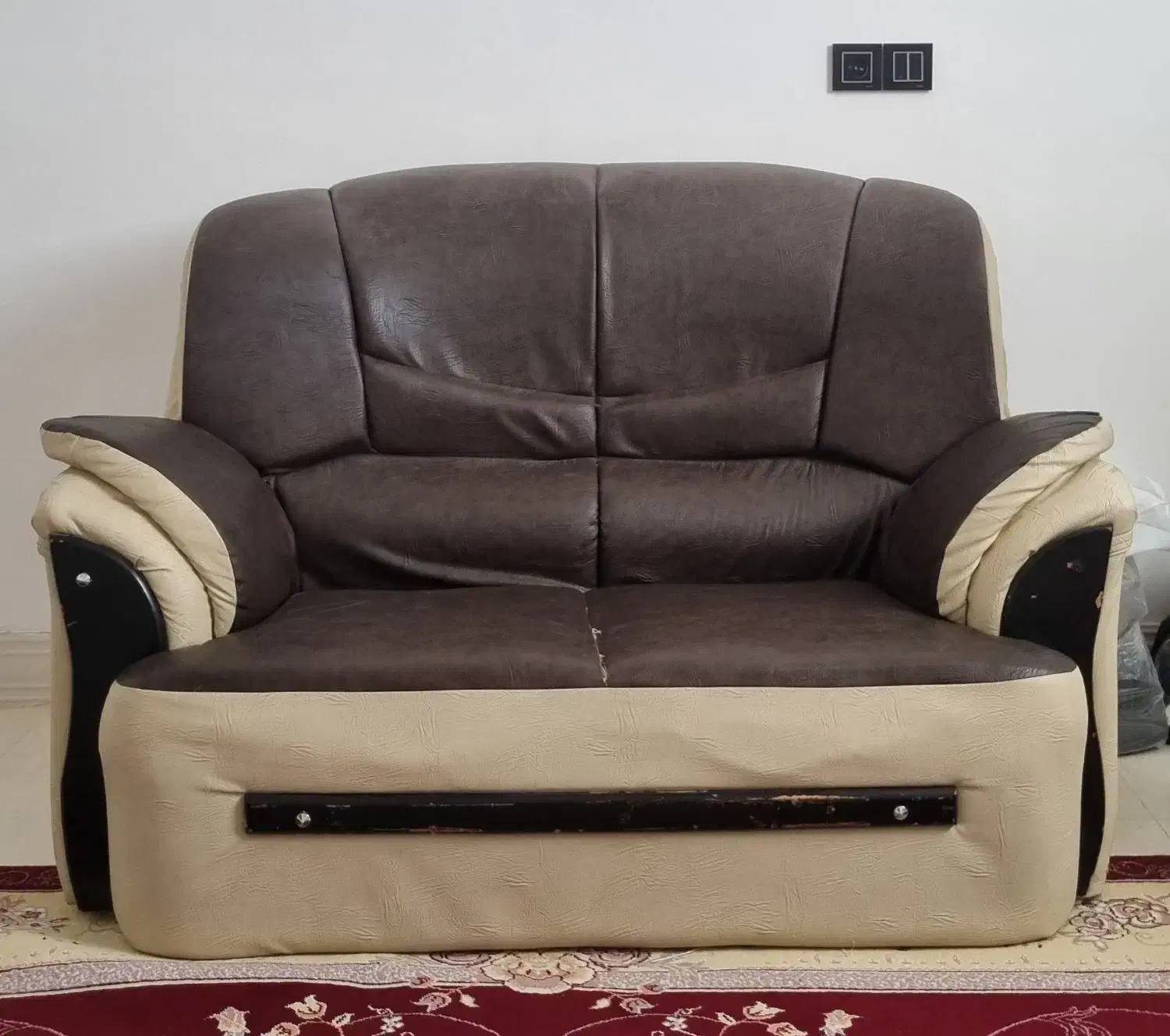 مبل راحتی چرم|مبلمان خانگی و میز عسلی|زرند, |دیوار