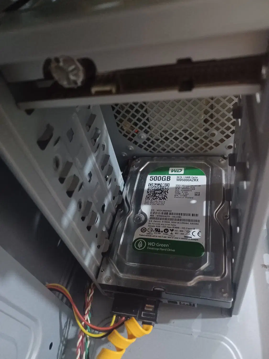 کیس کامپیوتر با همه قطعات|رایانه رومیزی|میناب, |دیوار