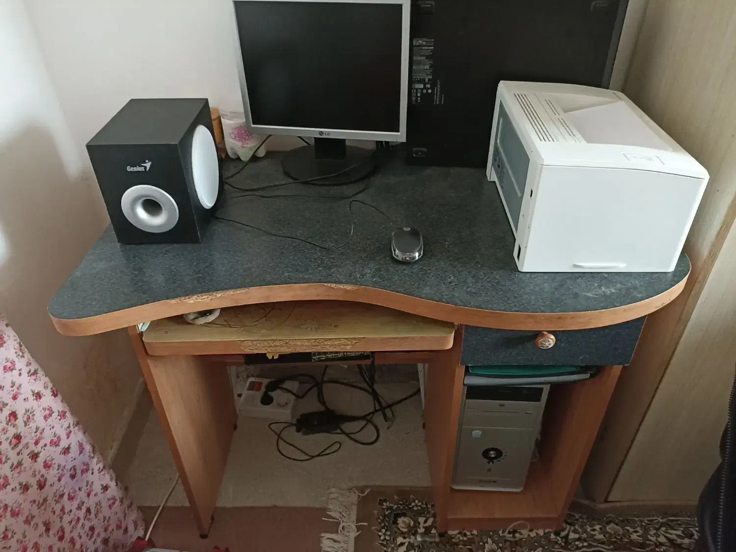 میز کامپیوتر|میز تحریر و کامپیوتر|قم, پردیسان|دیوار