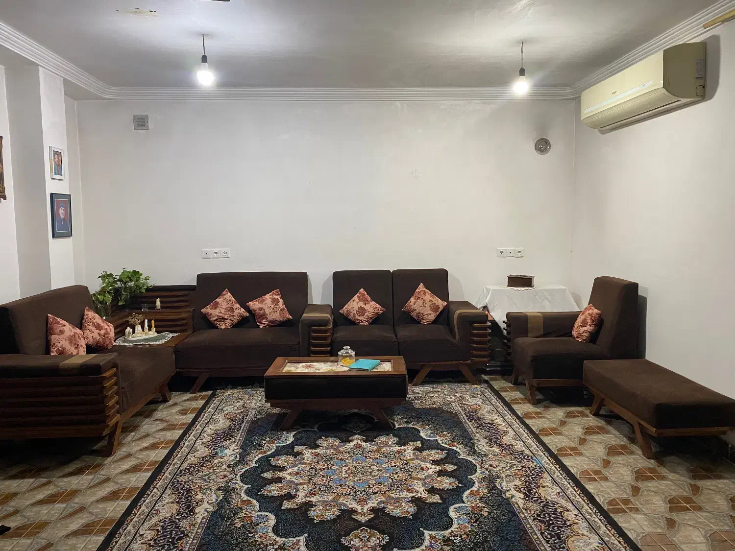 مبل و میز ناهار خوردی|مبلمان خانگی و میز عسلی|نوکنده, |دیوار