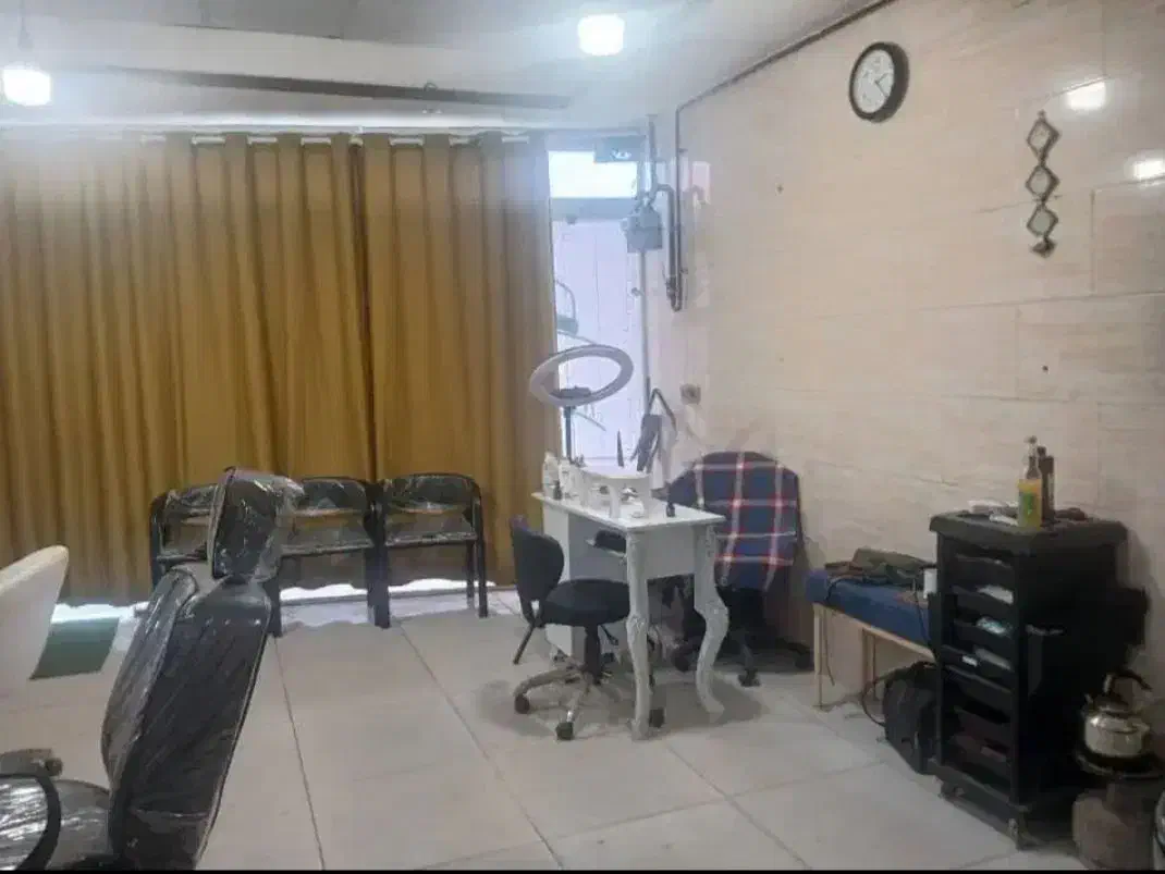 مغازه با مالکیت 25متری با بر 4متر|فروش مغازه و غرفه|رشت, کوی حسینی|دیوار