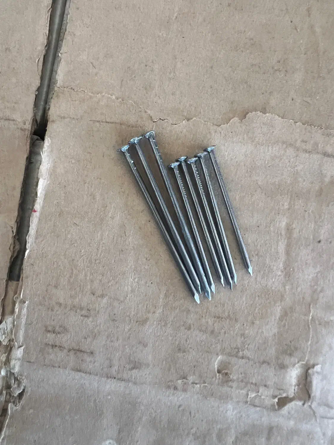 میخ|ابزارآلات|شیراز, شهرک صنعتی شیراز|دیوار