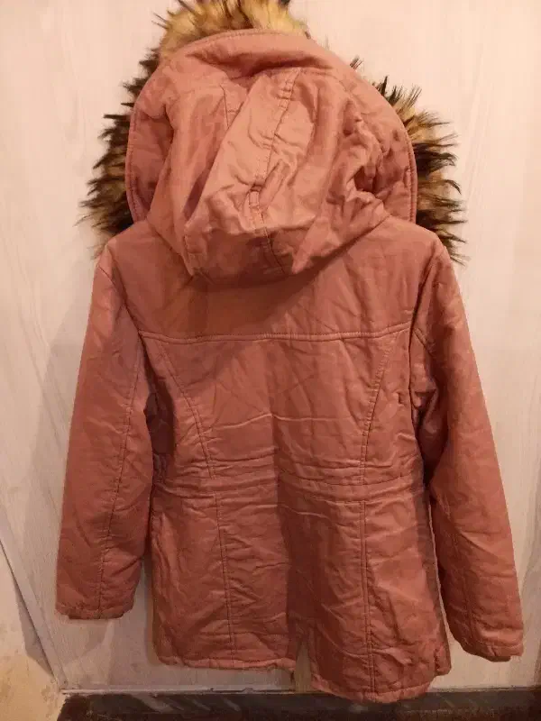 کافشن بارانی|لباس|شوش, |دیوار