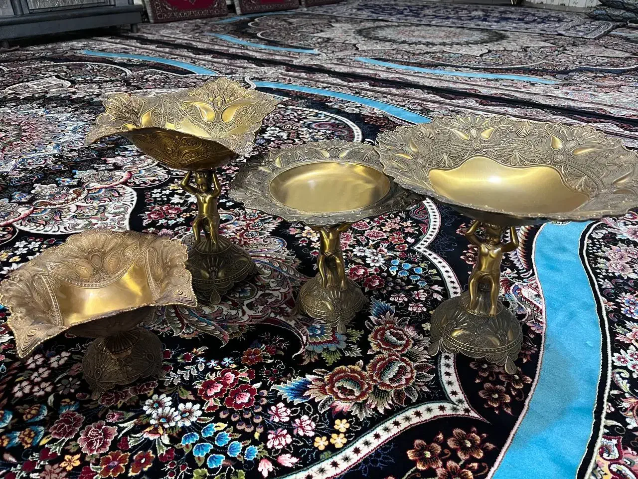 چهار تیکه برنزه|ظروف سرو و پذیرایی|الوند, |دیوار