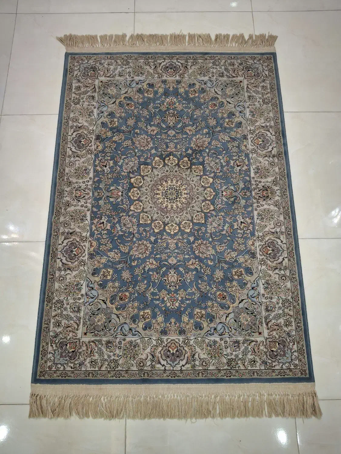 فرش 1200 شانه|فرش|رشت, استادسرا|دیوار