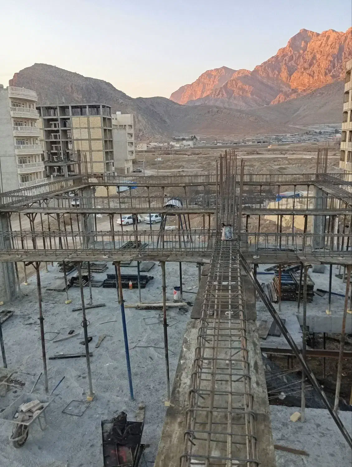 آرماتوربند|استخدام معماری، عمران و ساختمانی|خرم‌آباد, |دیوار