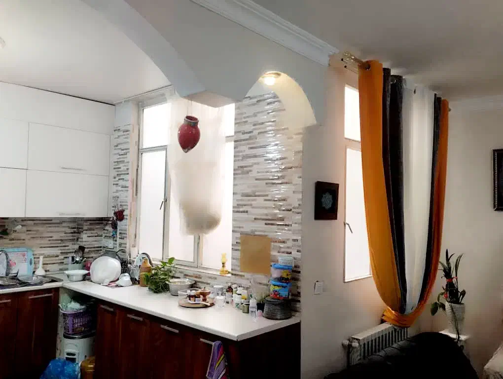 ۷۲ متر طبقه1/باپارکینگ/زوج وخانواده/پونک/سردارجنگل