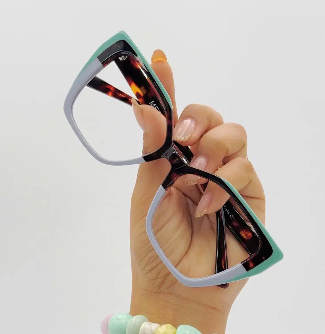 مدل بوگاتی عینک طبی و عینک دودی تنوع بی نظیر|زیورآلات و اکسسوری|قم, حاج زینل|دیوار