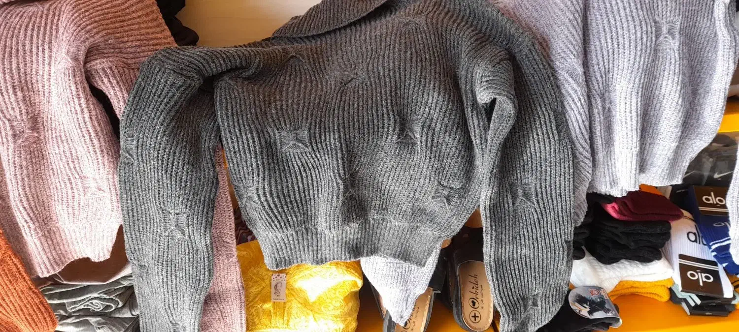 بافت یقه اسکی زنانه|لباس|بندر انزلی, نیمه شعبان|دیوار