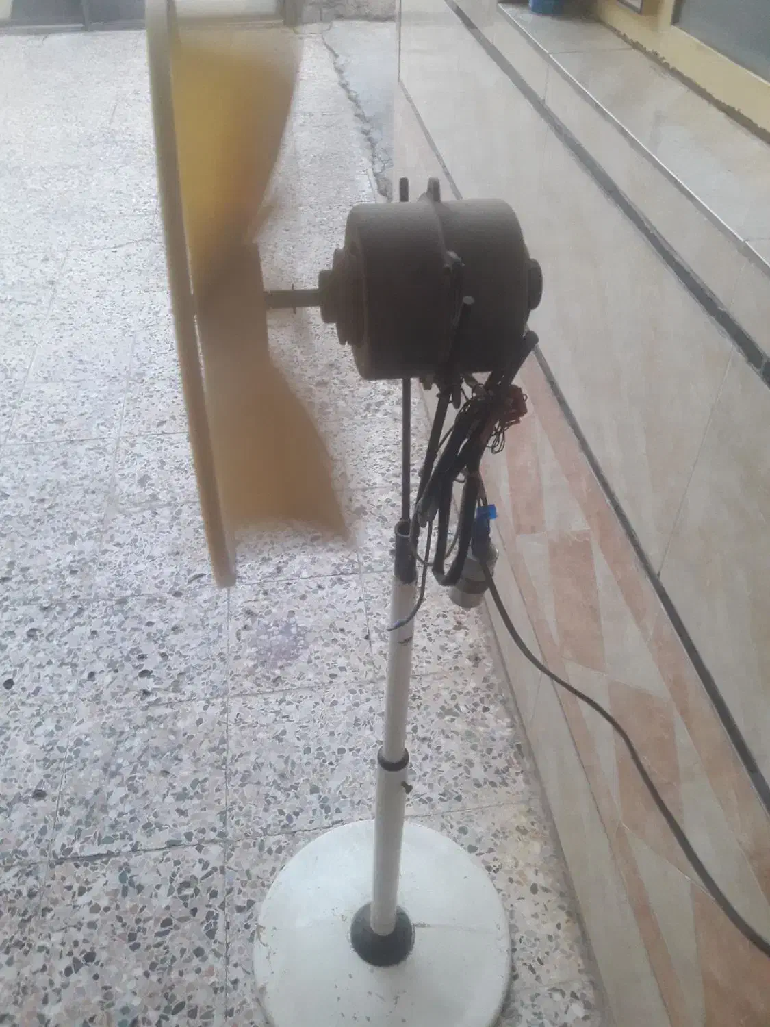 فن دور بالا|پنکه و تصفیه‌کنندهٔ هوا|اندیمشک, |دیوار