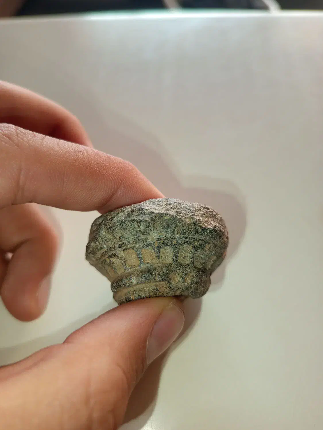 سنگ قدیمی .عتیقه|کلکسیون اشیاء عتیقه|مشهد, شهید قربانی|دیوار