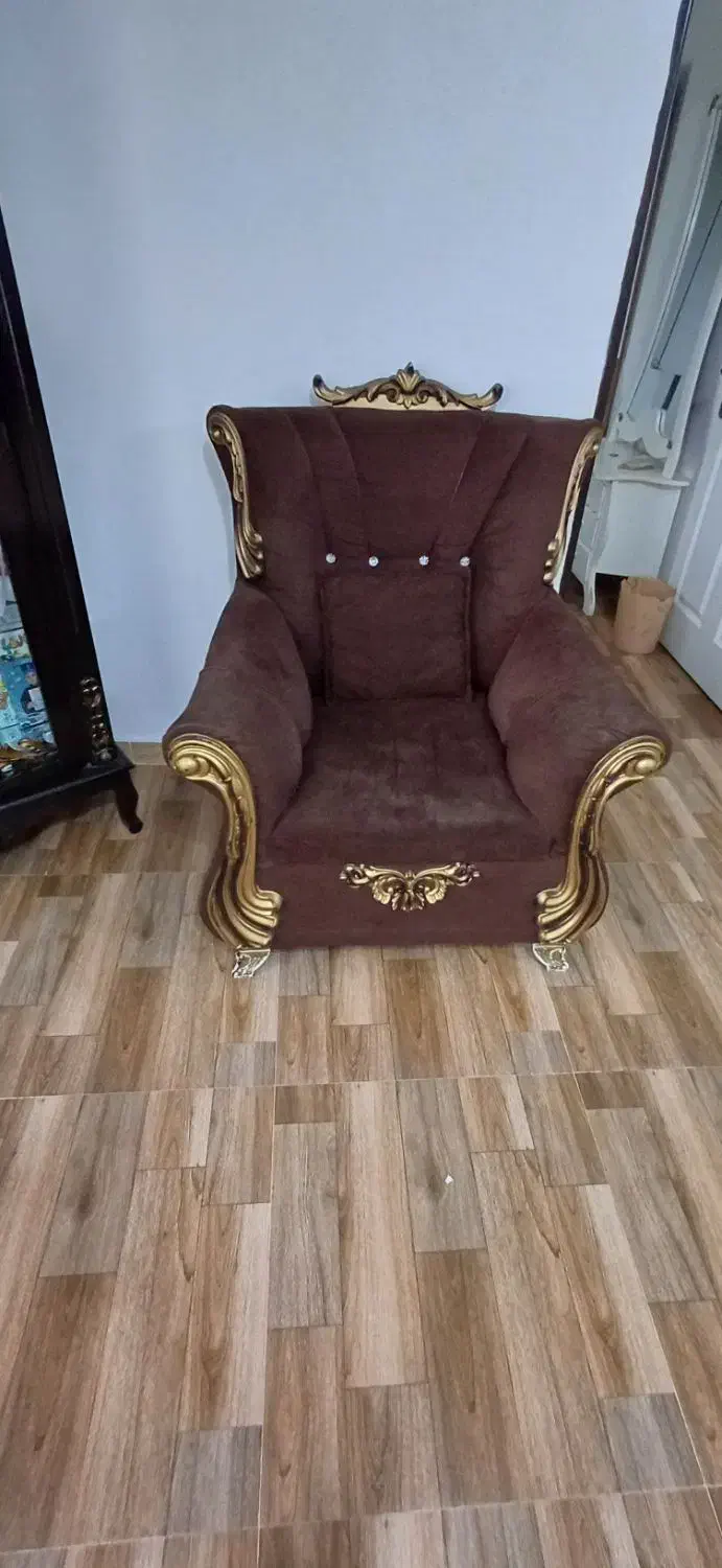 مبل سالم|مبلمان خانگی و میز عسلی|صومعهسرا, |دیوار