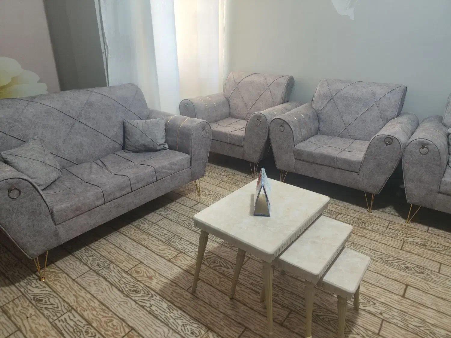 مبل اسکارلت ۷ نفره خیلی شیک|مبلمان خانگی و میز عسلی|کارون, |دیوار