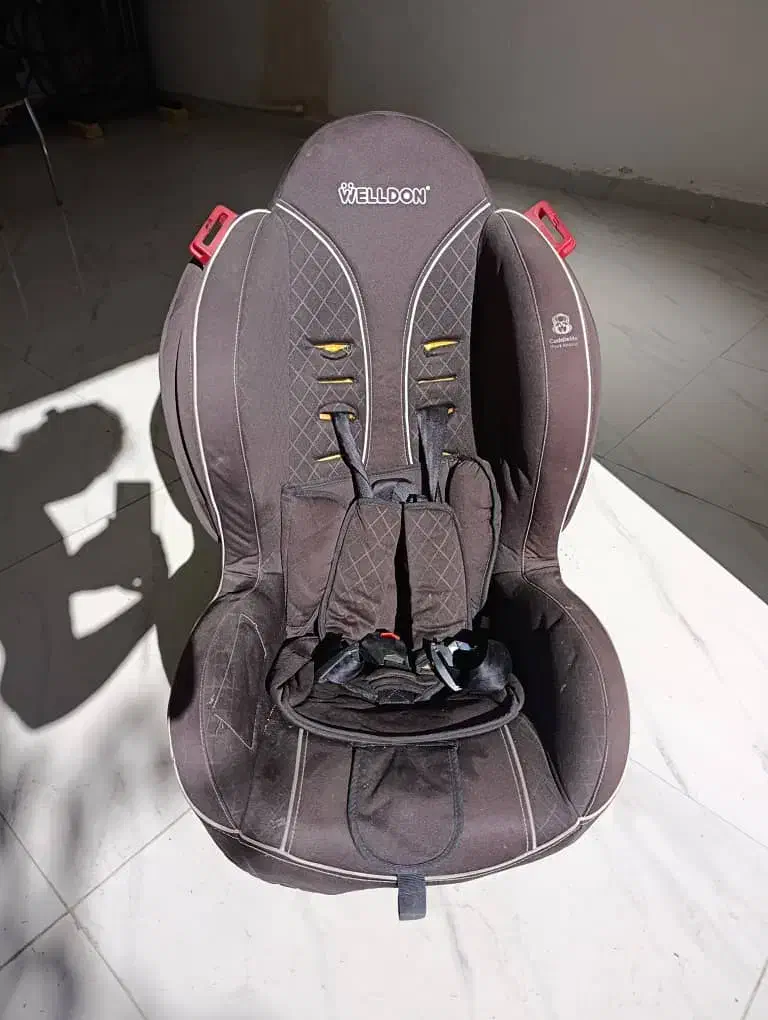 صندلی خودرو کودک ولدون مدل W02 تاجدار..|تخت و صندلی بچه|ارومیه, |دیوار