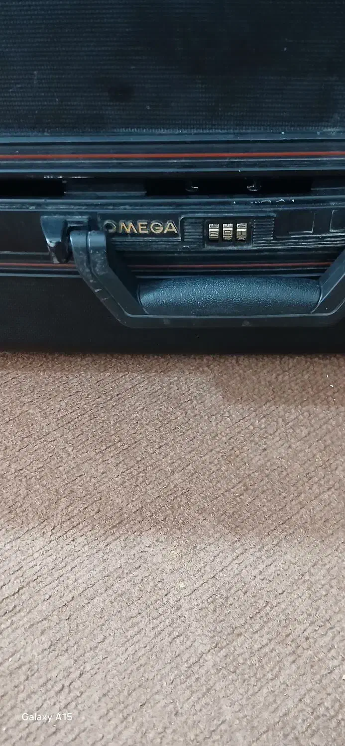 تنور گازی  چمدان بزرگ|کیف، کفش، کمربند|کرمان, |دیوار