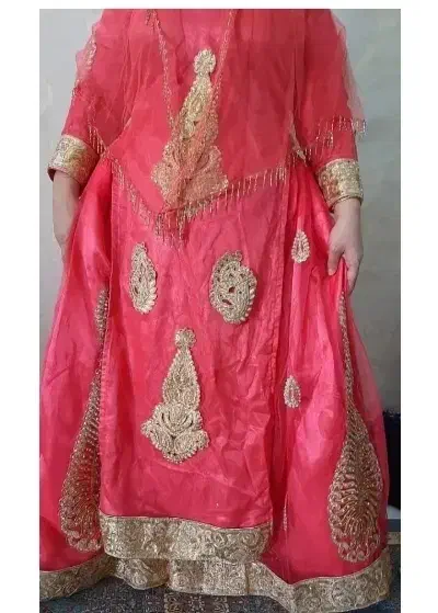 لباس محلی|لباس|شیراز, شهرک گلدشت حافظ|دیوار