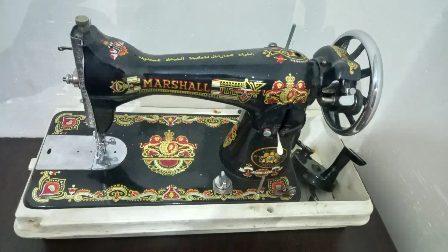 تعدادی وسایل مناسب خونه باغ|چرخ خیاطی و ریسندگی|سیرجان, |دیوار