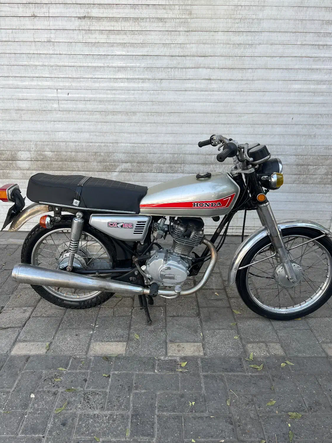 سی جی ژاپن پلاک قدیم|موتورسیکلت|همدان, |دیوار