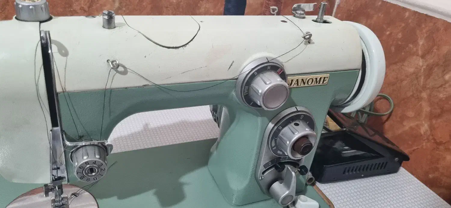 چرخ خیاطی 5میل تمیز|چرخ خیاطی و ریسندگی|قشم, |دیوار