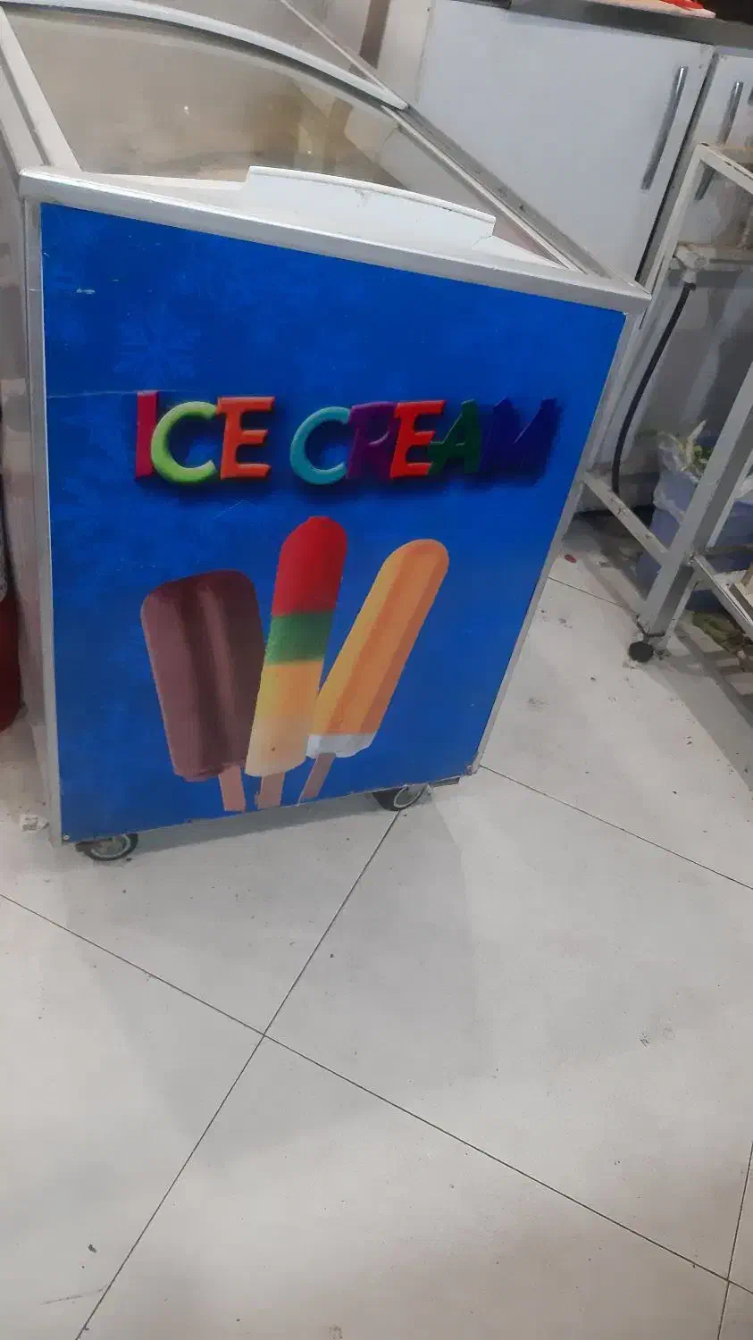 فریزر بستنی صندوقی یخچال|کافی‌شاپ و رستوران|مشهد, انقلاب|دیوار