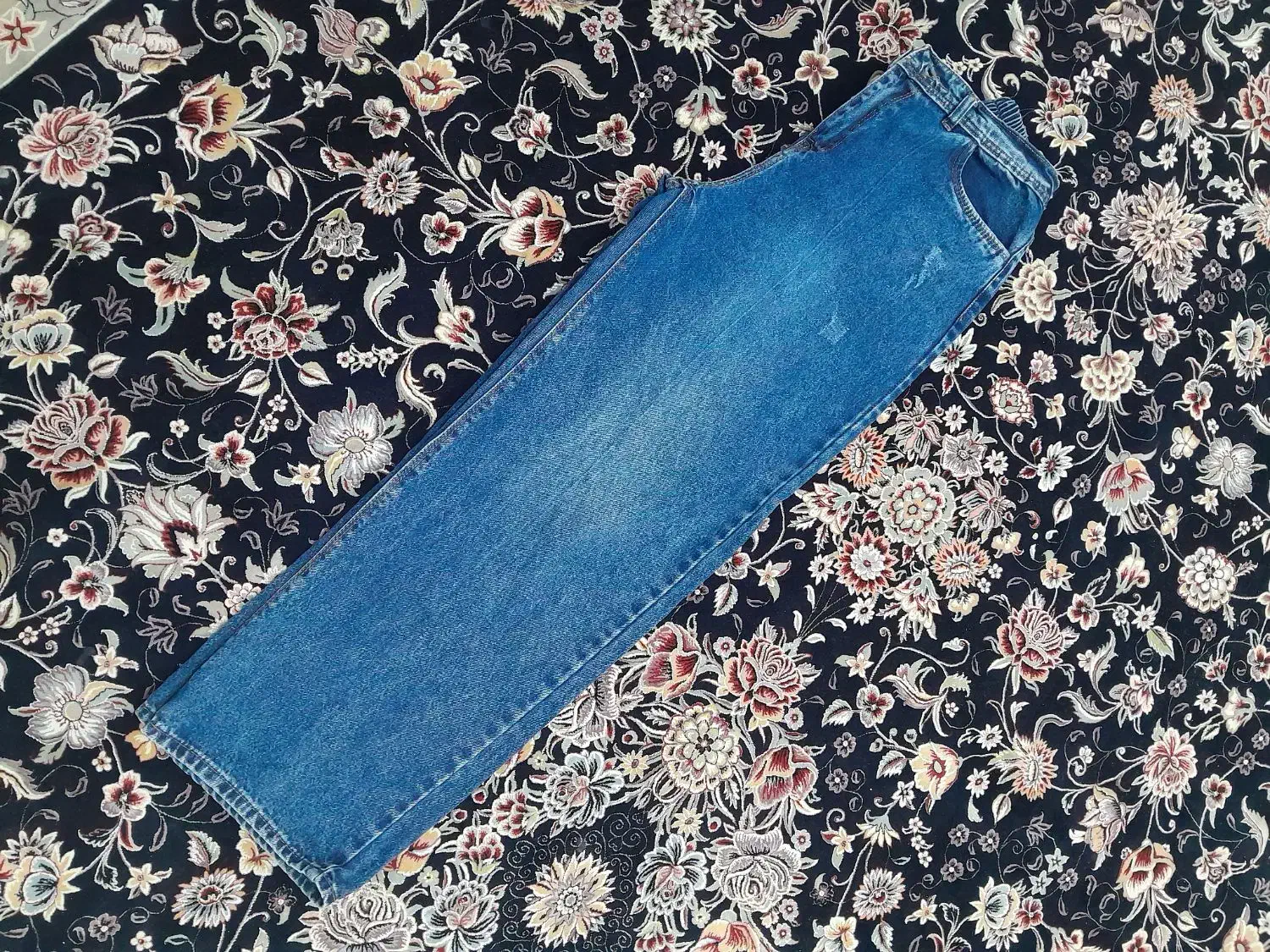 تعدادی شلوارلی پارچه ای و لی نو نو فقط ۳۰۰ هزار|لباس|قرچک, شهرک طلائیه|دیوار