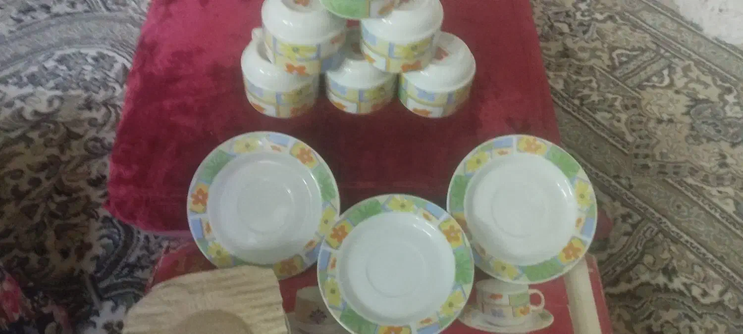 فنجان|ظروف سرو و پذیرایی|قم, سربخش|دیوار