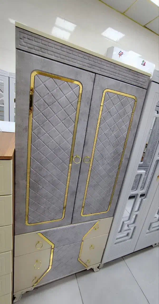 آماده همکاری با نمایشگاه صنایع چوبی|تخت و سرویس خواب|قم, قلعه کامکار|دیوار