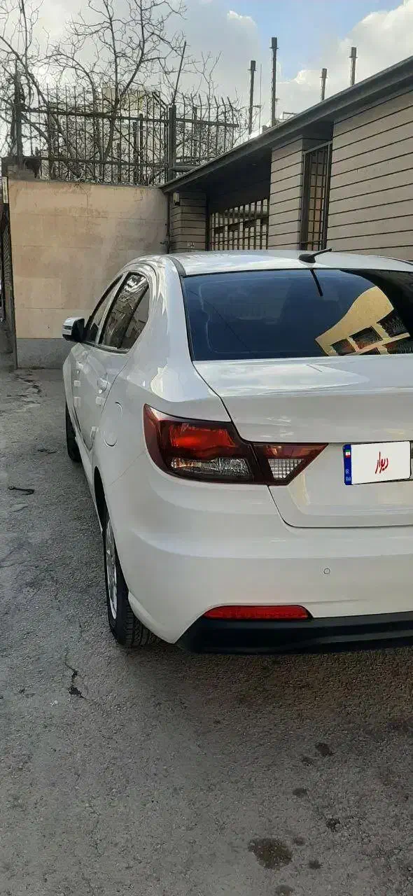 شاهین جی ۱۴۰۲ سفید|خودرو سواری و وانت|همدان, |دیوار