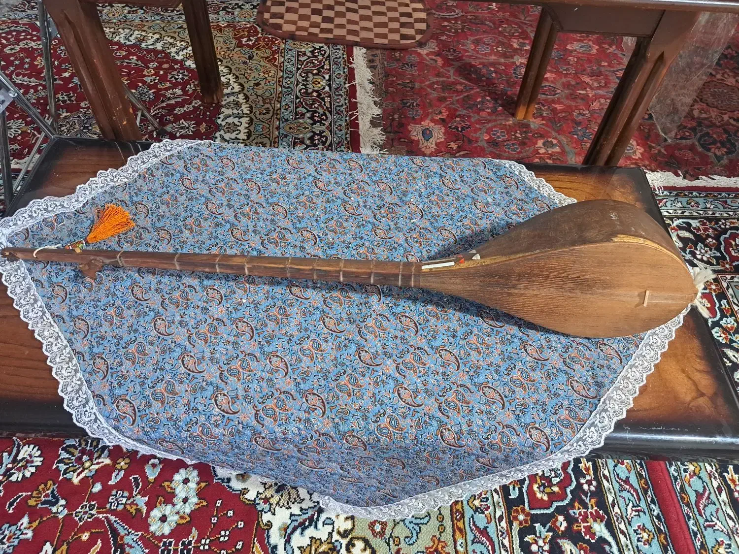 دوتار قدیمی|سازهای سنتی|تربت جام, شهرک آزادگان|دیوار