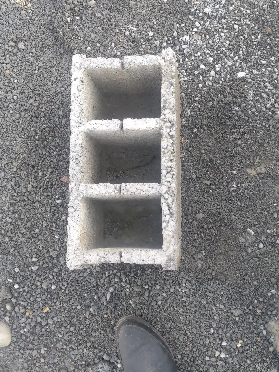 یکدستگاه بلوک زنی ته پر - ساخت رشت بابائی مرحوم|ماشینآلات صنعتی|نوشهر, |دیوار