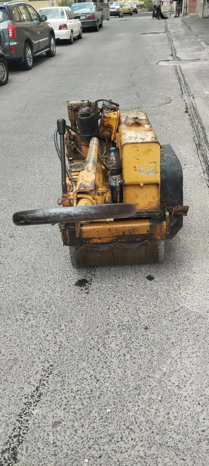 اجاره غلتک برای آسفالت کاری|ماشین‌آلات صنعتی|تبریز, |دیوار