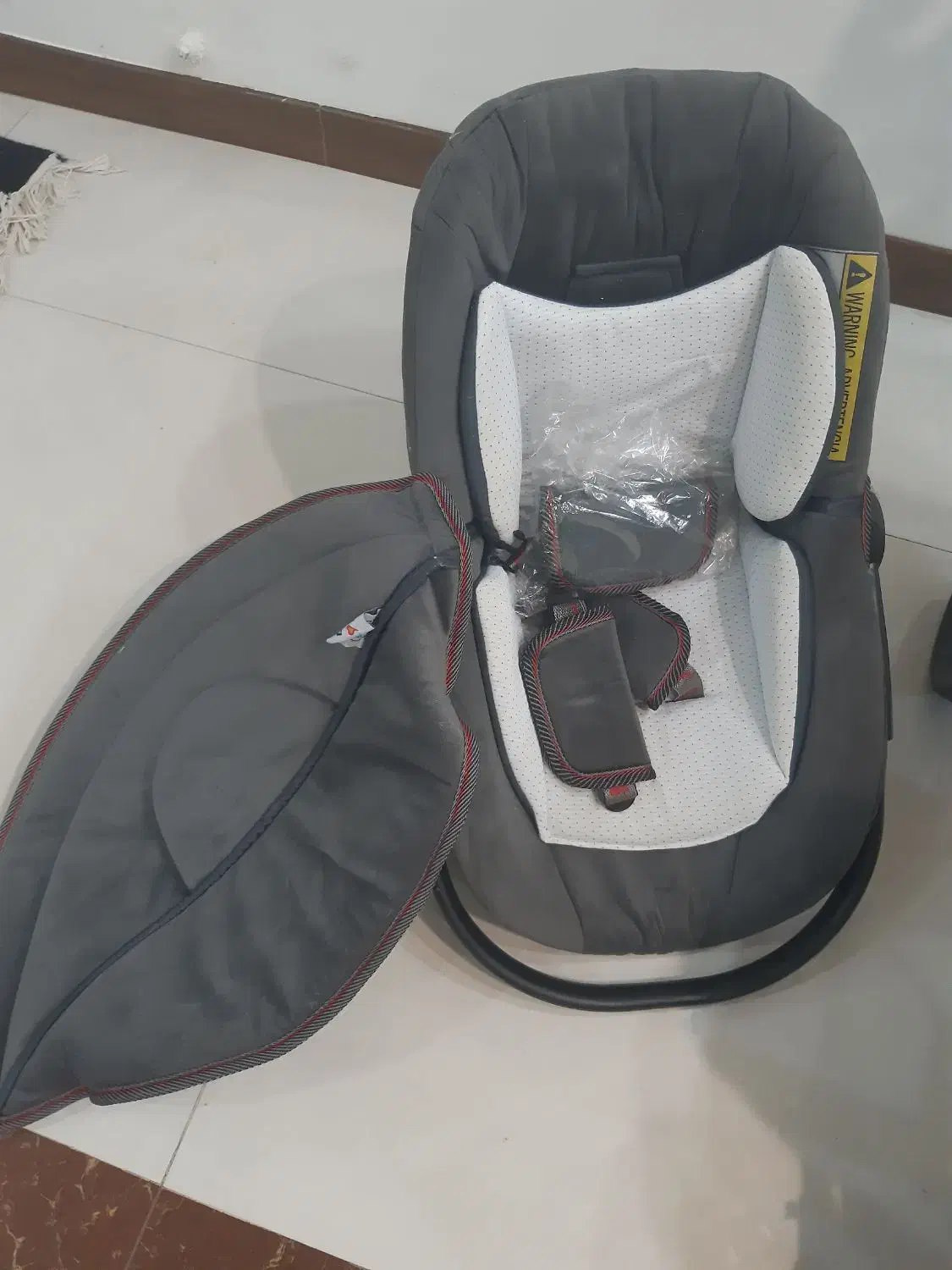 کریر|کالسکه و لوازم جانبی|شیراز, قدوسی غربی|دیوار