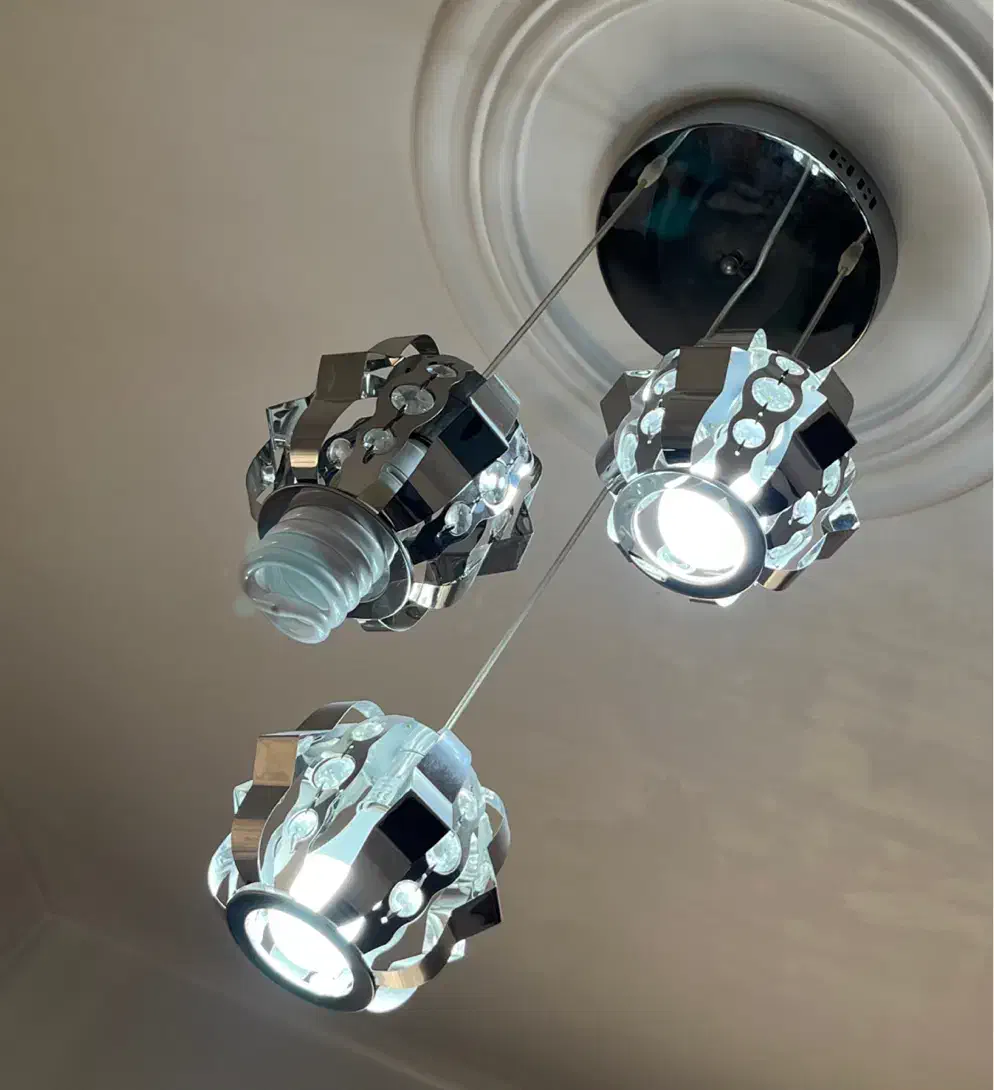 لوستر|لوستر و چراغ آویز|آستانه اشرفیه, |دیوار