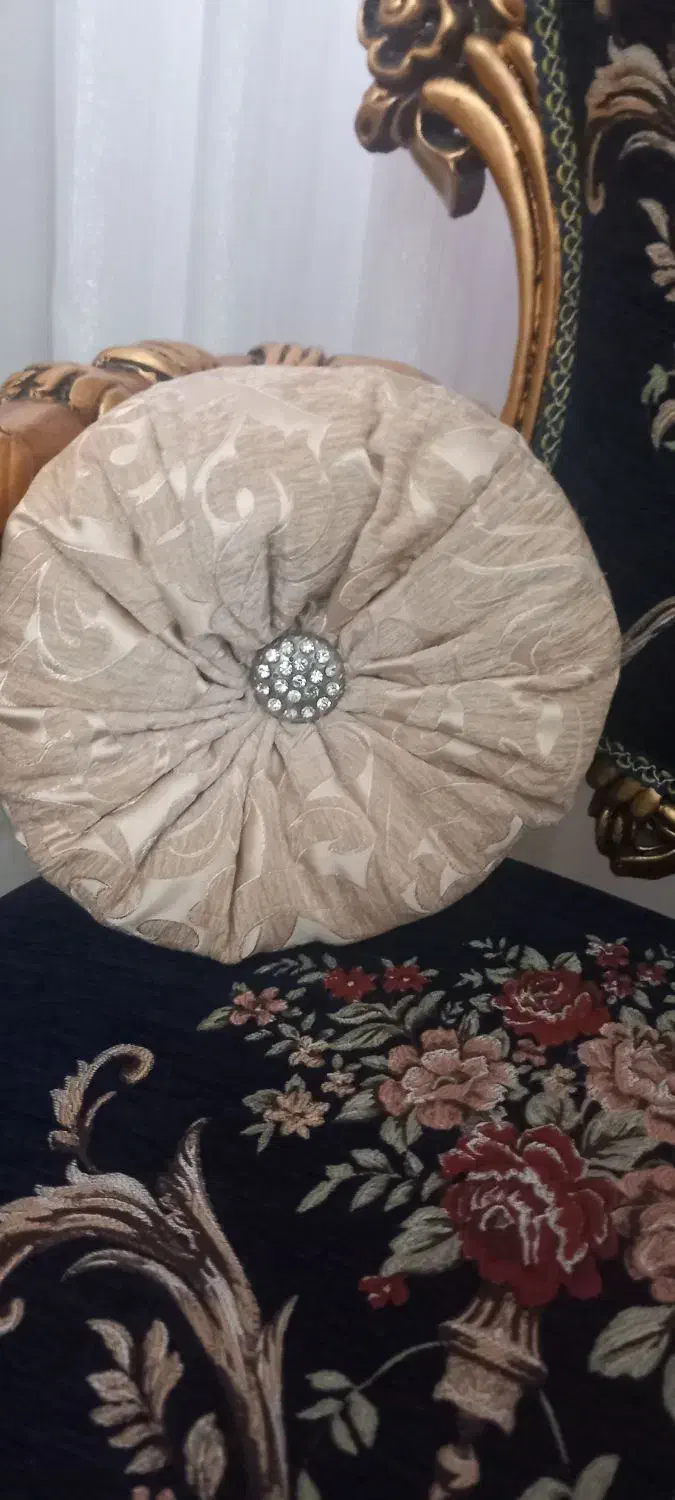 کوسن فروشی|مبلمان خانگی و میز عسلی|آبیک, |دیوار