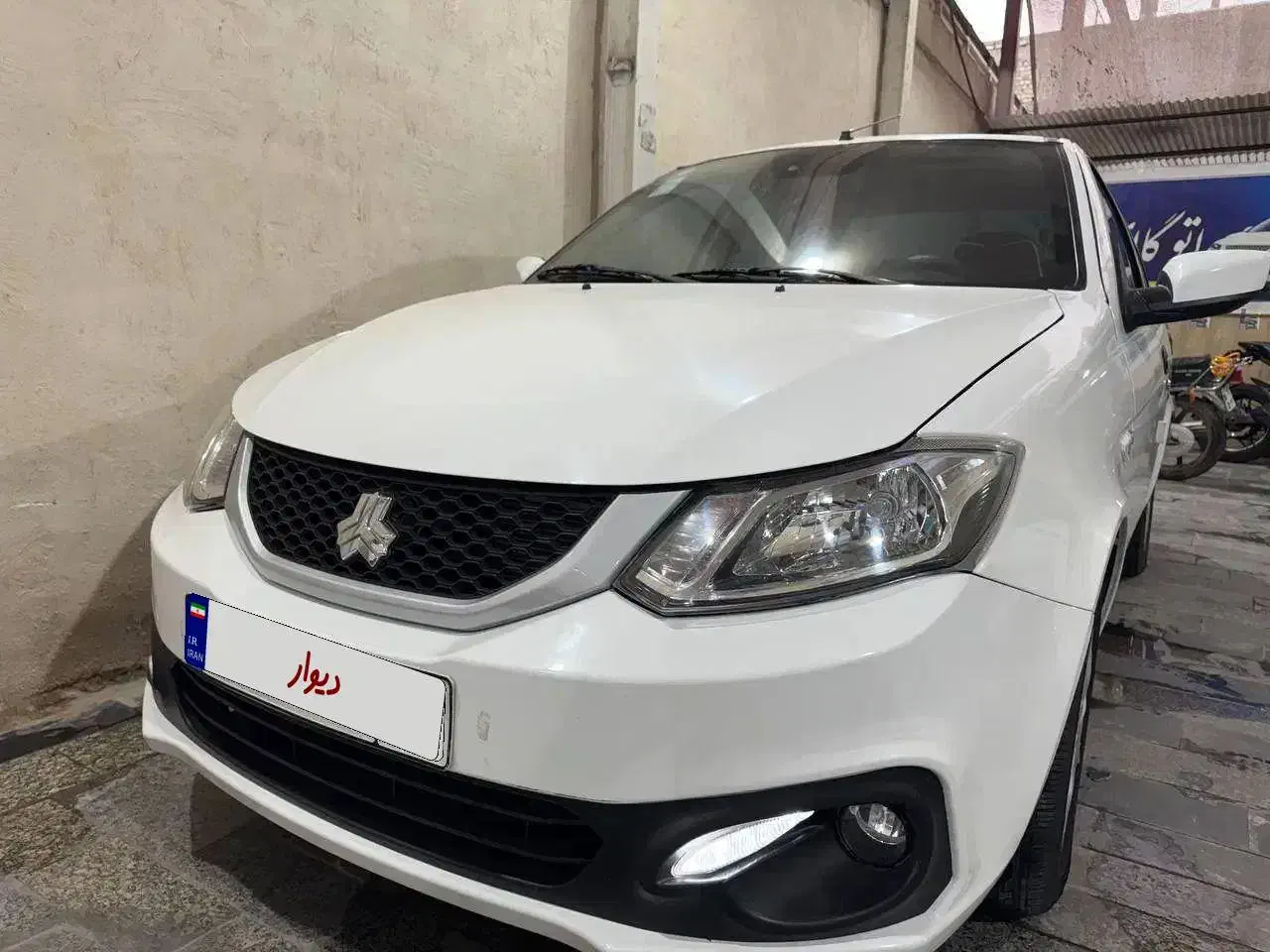 ساینا دوگانه بدون رنگ|خودرو سواری و وانت|اصفهان, باغ فردوس|دیوار