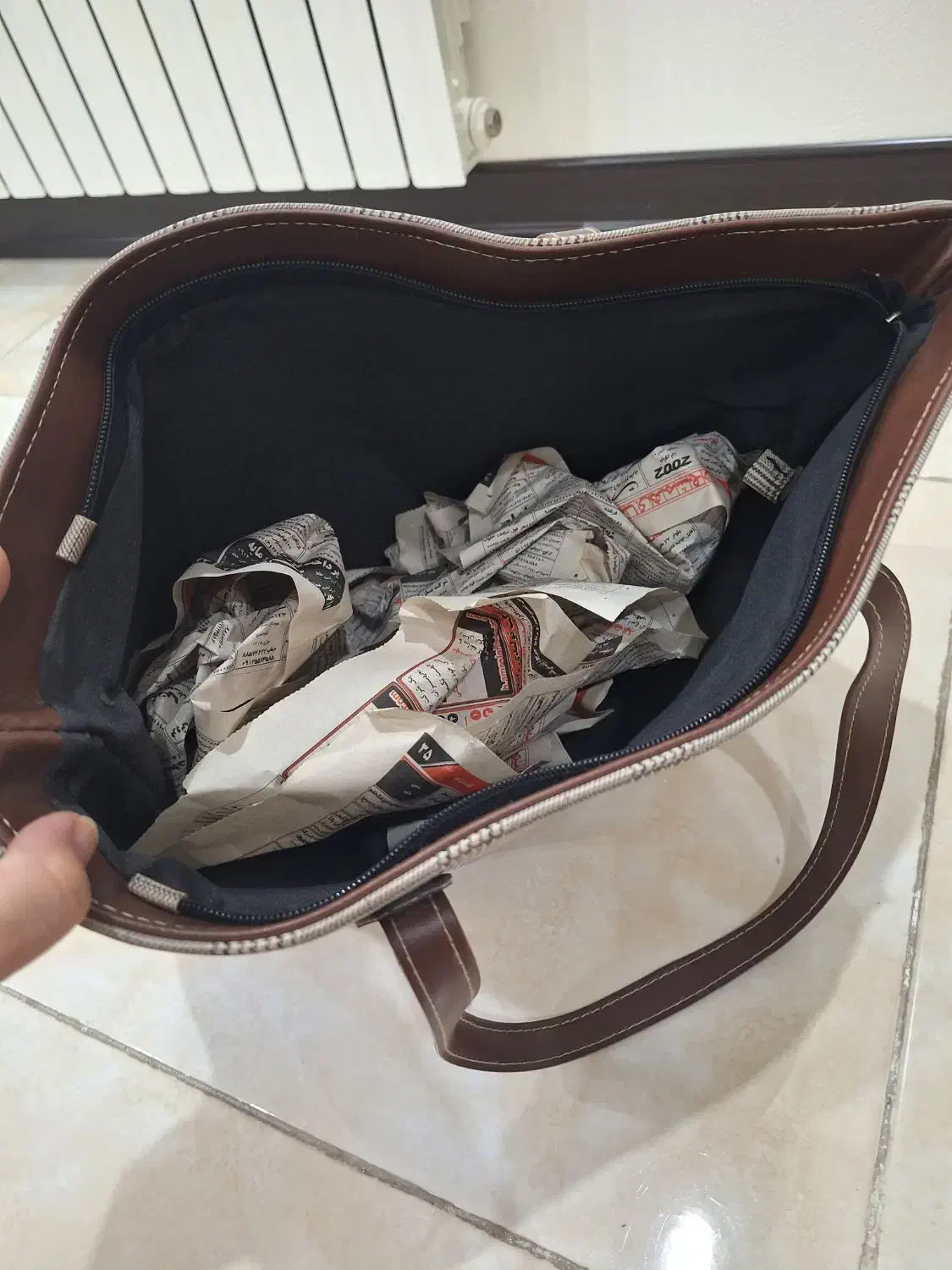 کیف کاملا نو|کیف، کفش، کمربند|کرج, شهرک جهان‌نما|دیوار