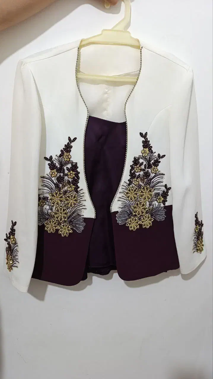 کت و دامن مجلسی|لباس|دلند, |دیوار