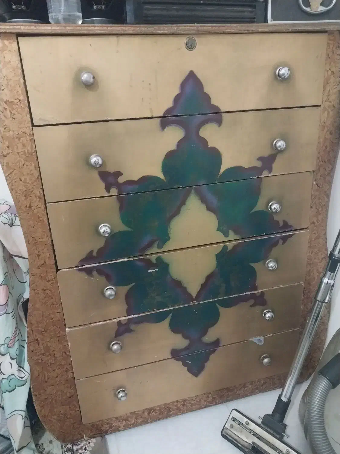 وسایل خونه|مبلمان خانگی و میز عسلی|پرند, فاز ۵|دیوار