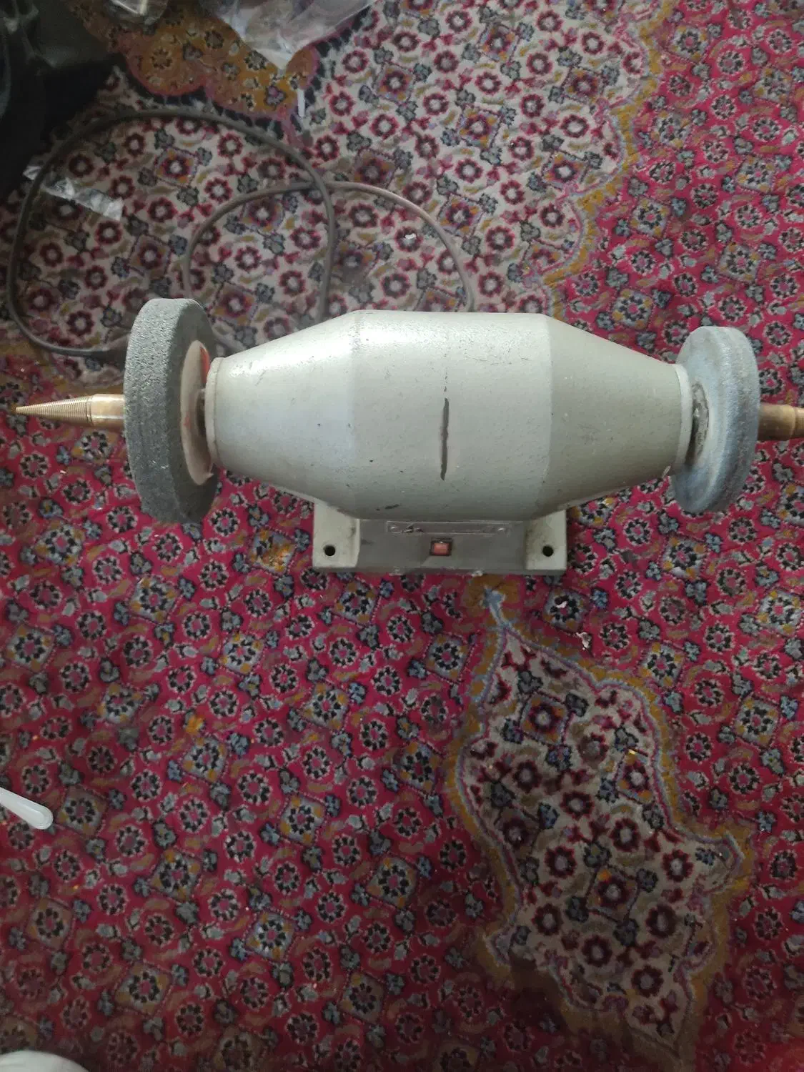 سنگ رومیزی محک قدیمی سالم|ابزارآلات|همدان, |دیوار