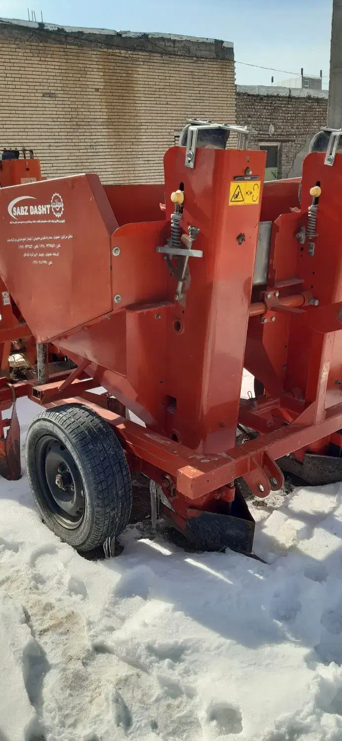 سیب زمینی کار سبز دشت|ابزارآلات|اردبیل, |دیوار