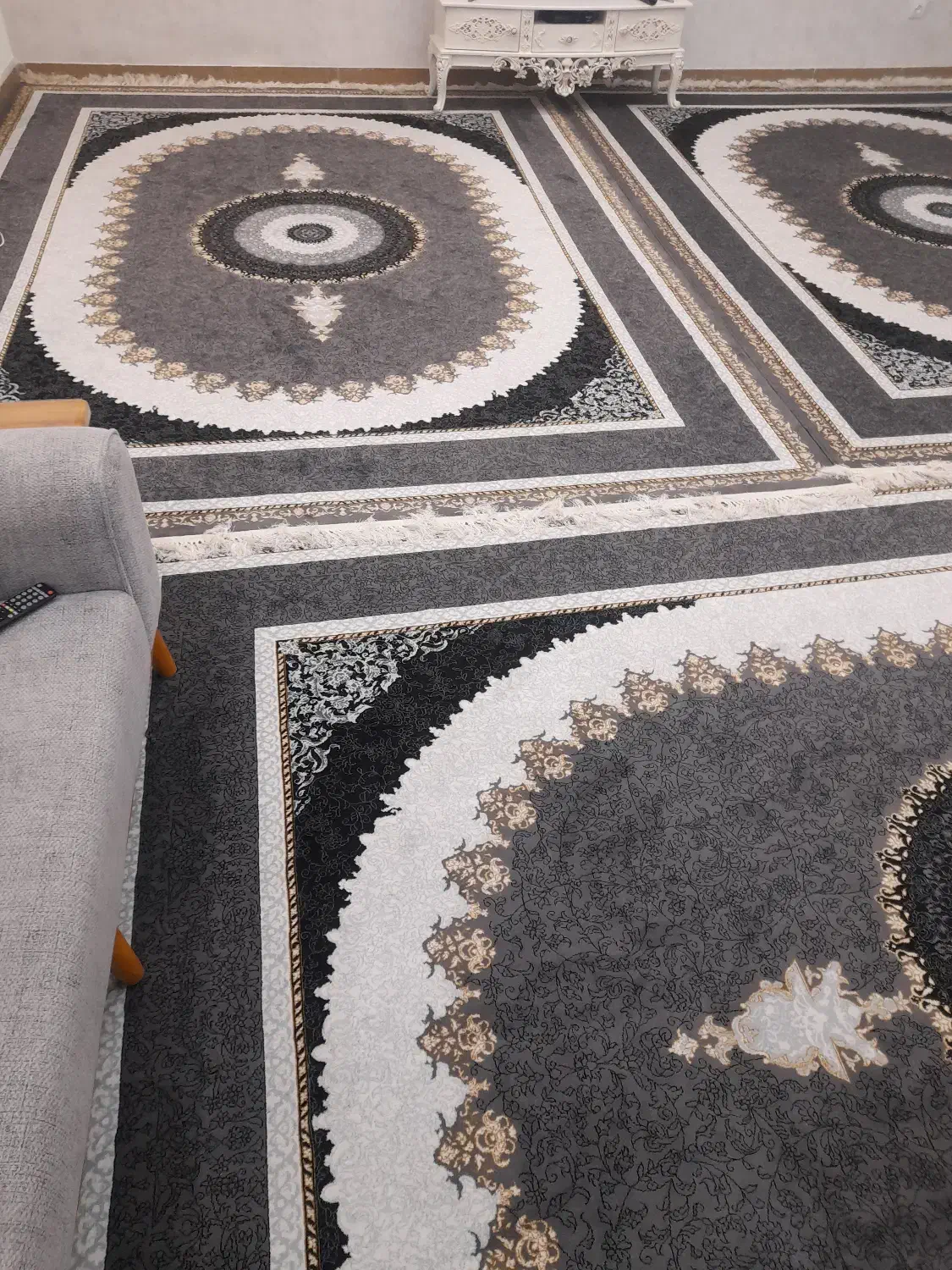 فرش نو و تمیز|فرش|ایلام, |دیوار