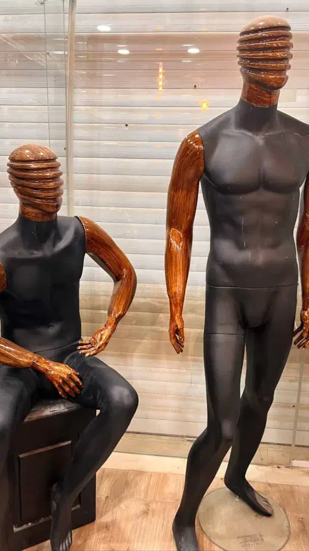 3 عدد مانکن در حدنو دوتا ایستاد و یکی نشته|فروشگاه و مغازه|بندر ماهشهر, |دیوار