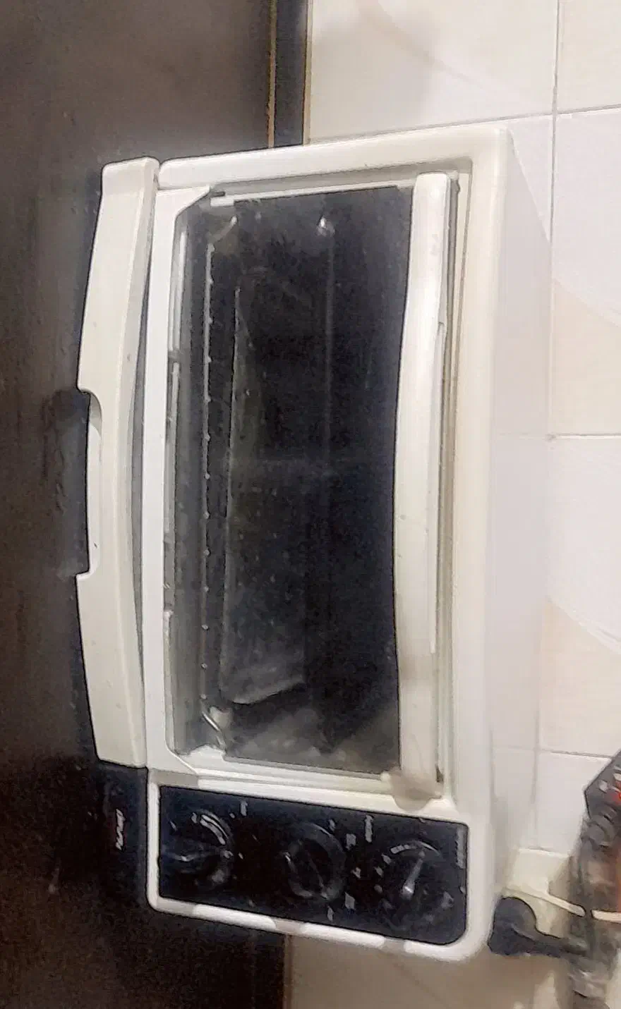 توستر برقی تمیز و کاملا سالم|اجاق گاز و لوازم برقی پختوپز|کرج, کمالشهر|دیوار