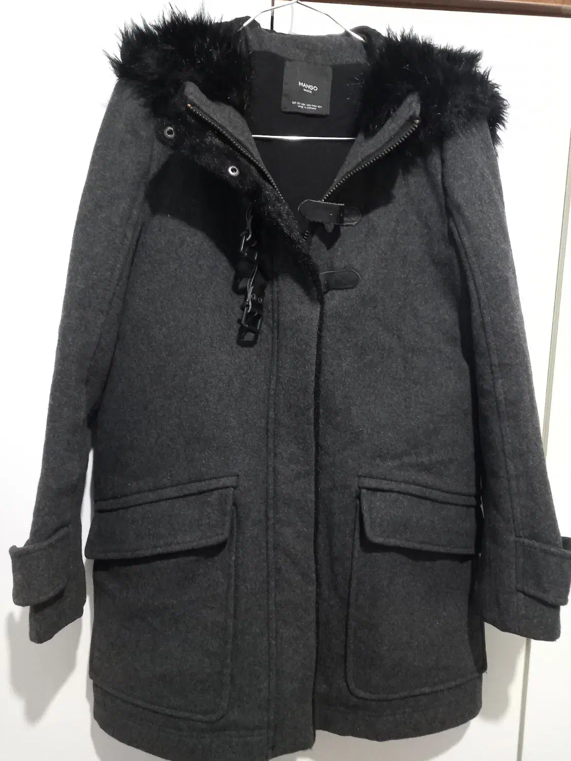 پالتو|لباس|سهند, |دیوار