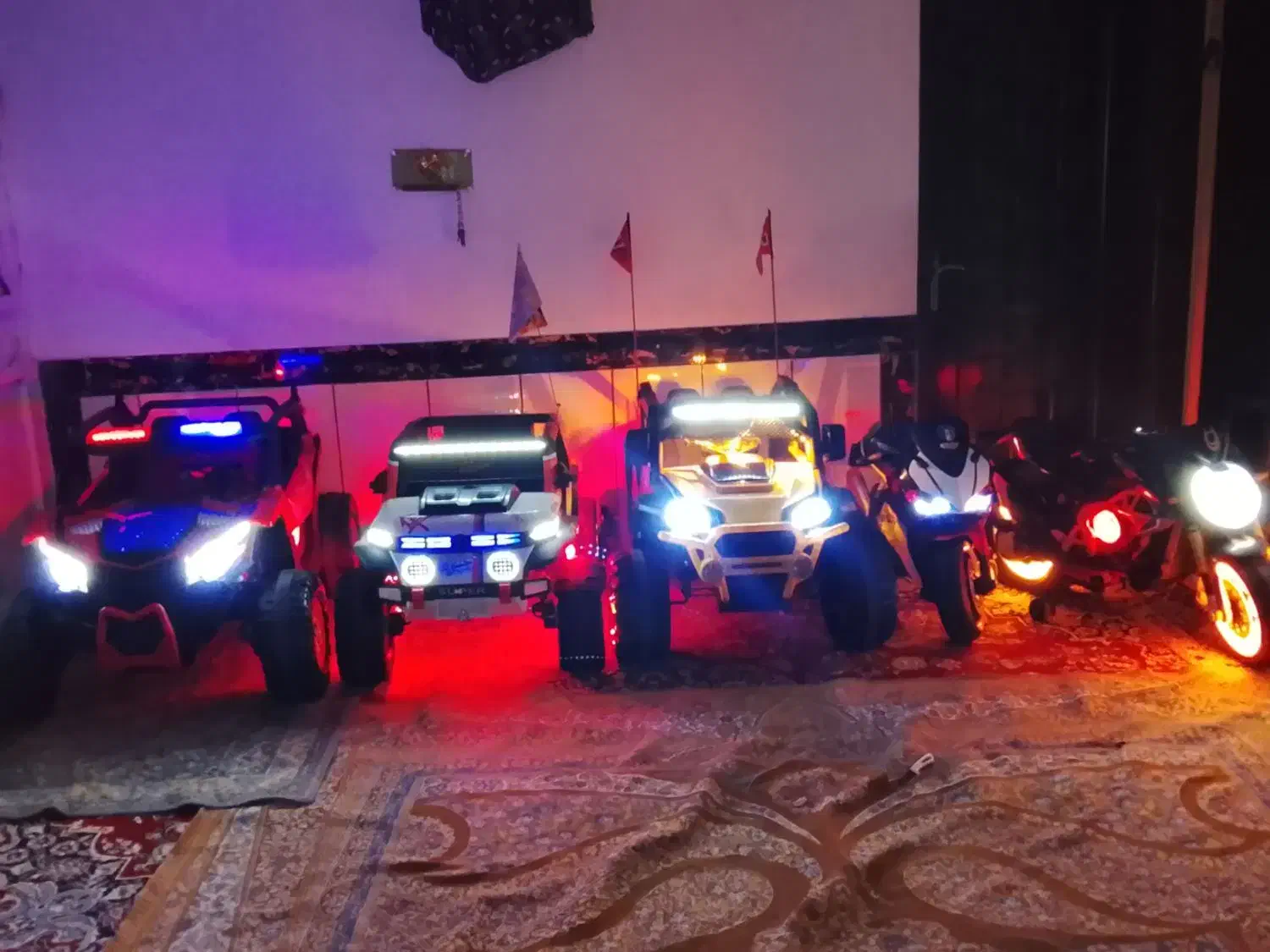 ماشین شارژی و موتور شارژی|اسباببازی|خواف, |دیوار