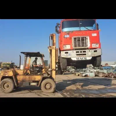 کامیون مرکز اسقاط ماک ایویکو بنز ولوو کشنده|خودرو سنگین|امامزاده عبدالله, |دیوار