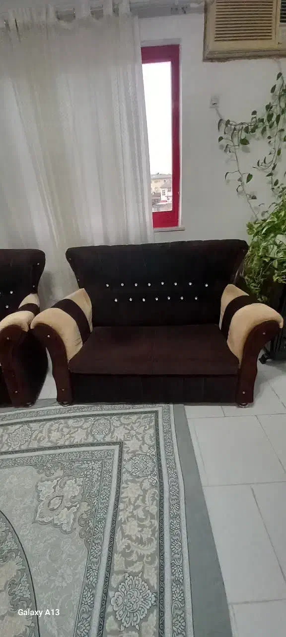 مبل ۷نفره|مبلمان خانگی و میز عسلی|رشت, بازار|دیوار