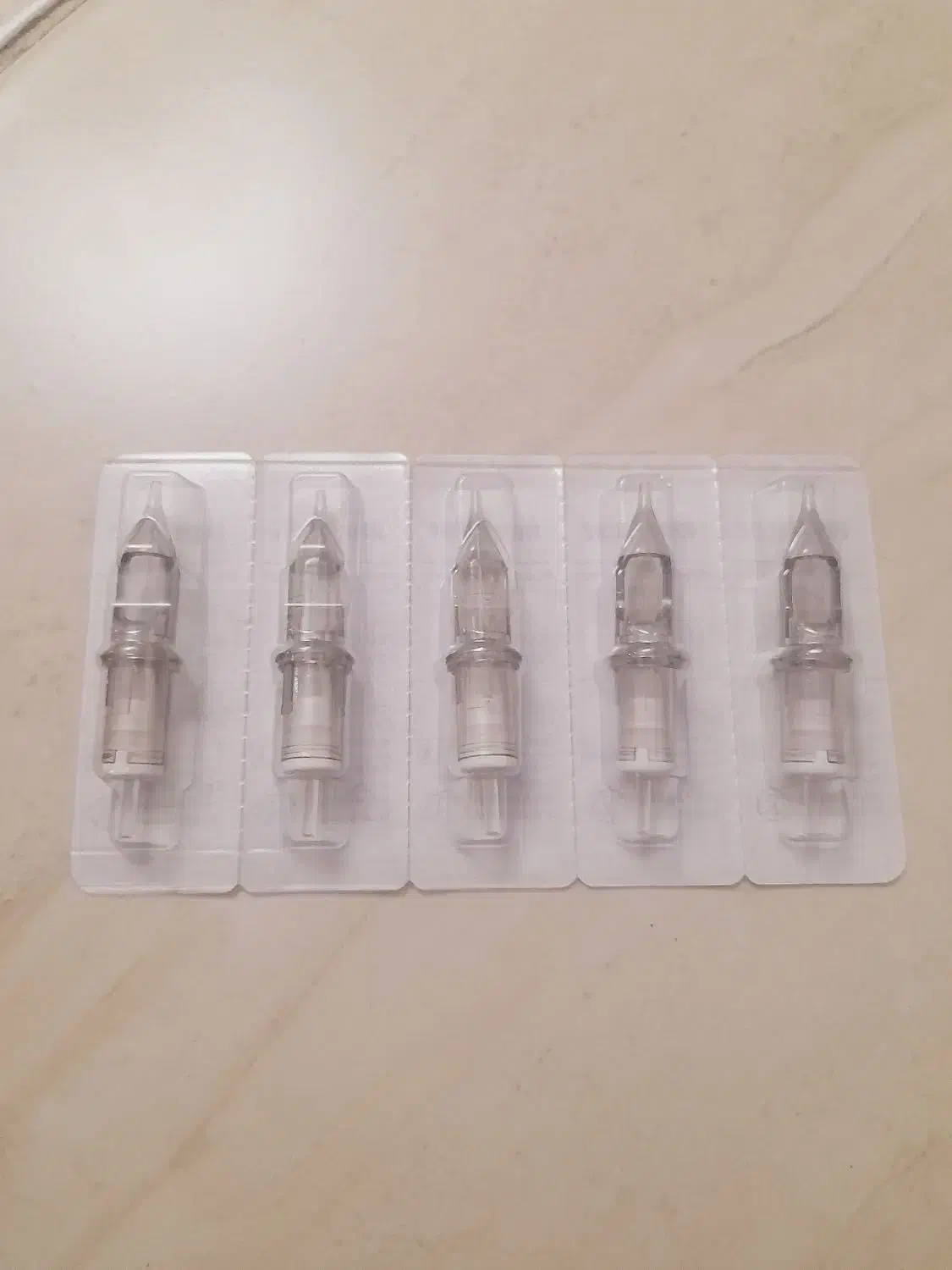 رنگ تتو و سوزن|آرایشگاه و سالن‌های زیبایی|میاندوآب, |دیوار