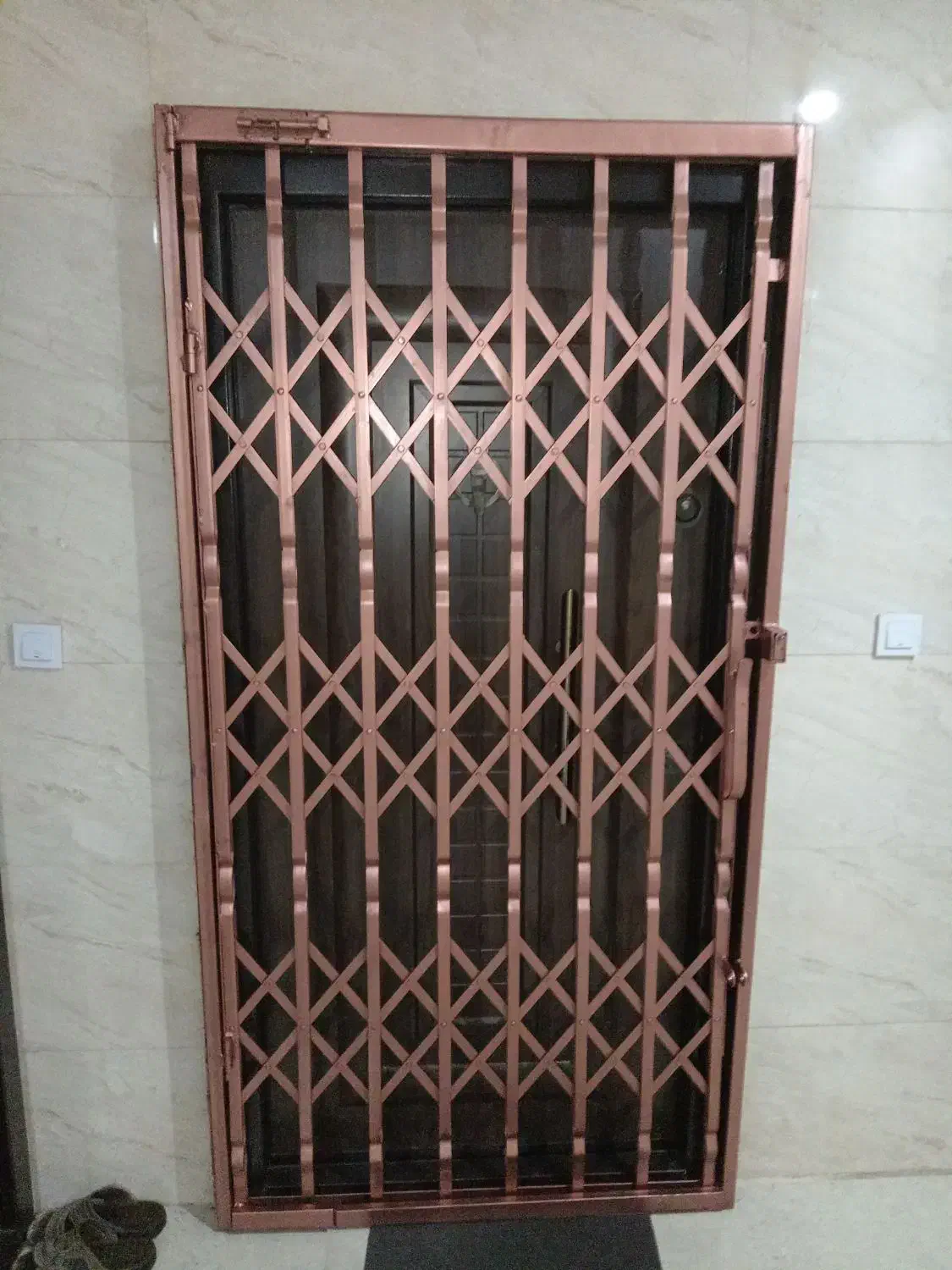 حفاظ آکاردونی درب ضد سرقت قفل مخفی 99|مصالح و تجهیزات ساختمان|چهارباغ, |دیوار