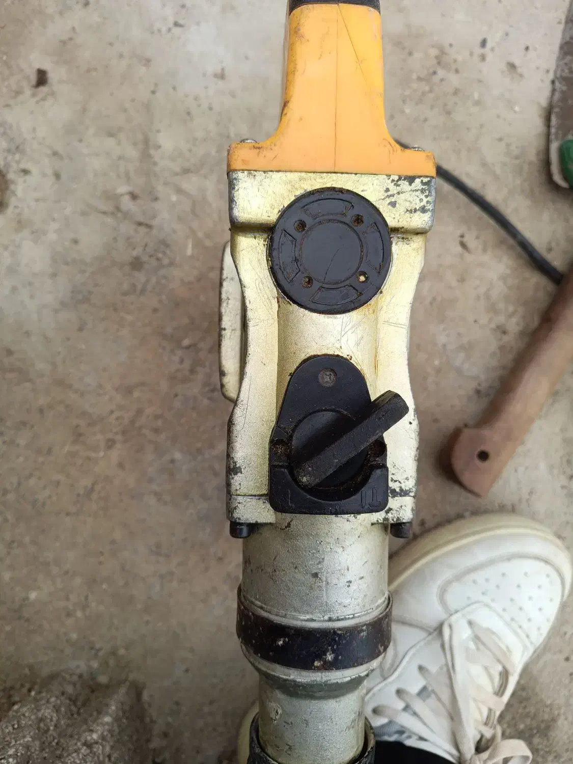 دریل بتن کن چند زمانه|ماشینآلات صنعتی|خوی, |دیوار